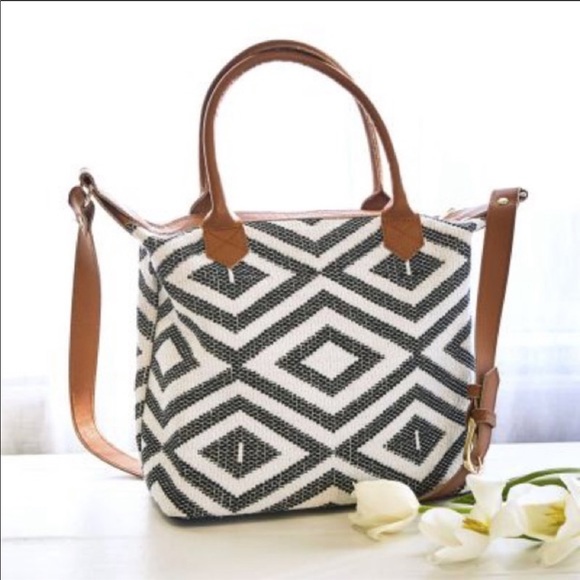 Rachel Zoe Handbags - Boho geometric diamond woven crossbody tote